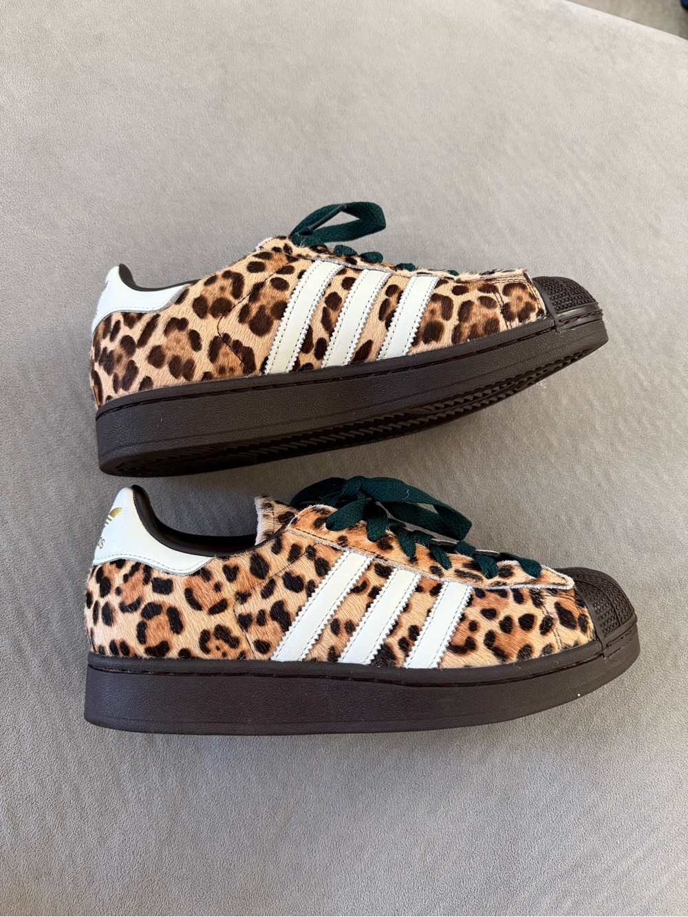 Adidas Women's Leopard Print Low-Top Sneakers in Brown - Picture 2 of 13